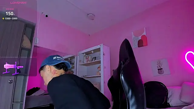 Ian Castillo  online show from September 2025 11:22:02 AM