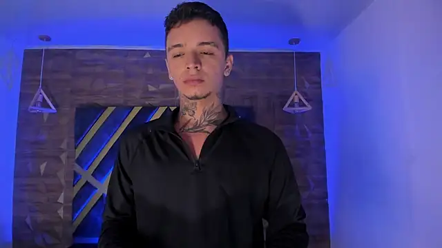Snapshot of Ian_Castillo_ chatting on May 2026 05:35:02 AM Ian Castillo online show from May 2026 05:35:02 AM