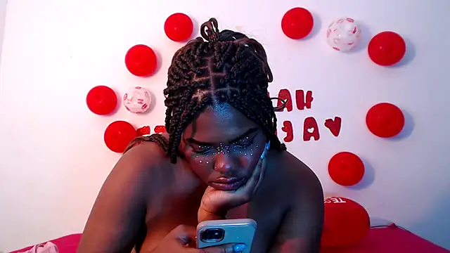 Stacyhunterxxx online show from February 2026 07:51:01 AM