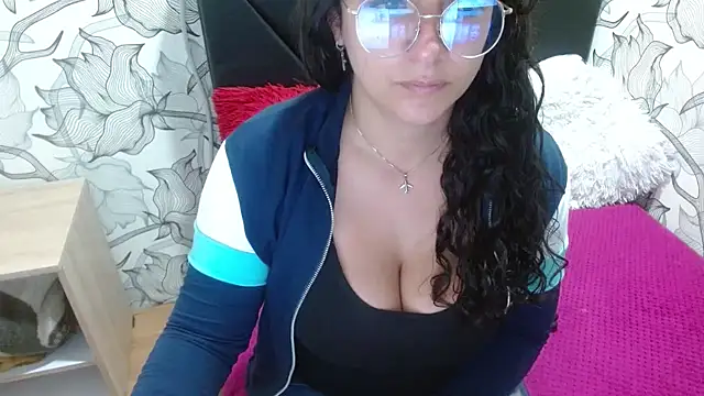 sarax ximena online show from February 2025 12:04:01 AM