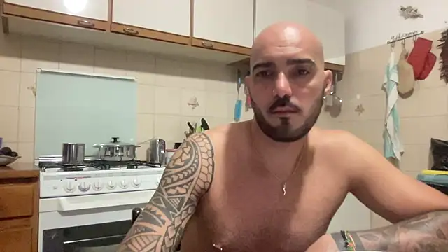 alessandromori91 online show from September 2025 06:20:01 PM