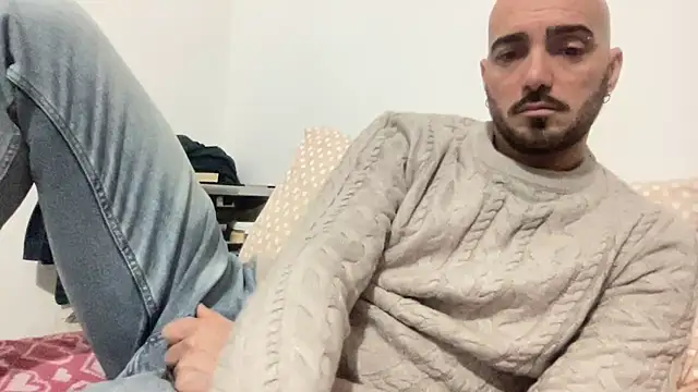 alessandromori91 online show from January 2026 08:47:02 PM