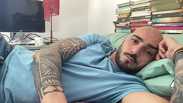 Snapshot of alessandromori91 chatting on April 2026 02:22:02 PM alessandromori91 online show from April 2026 02:22:02 PM