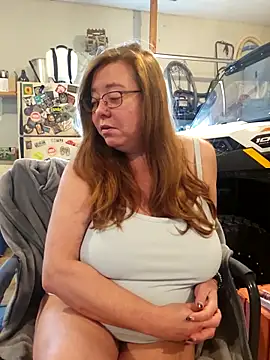 MsShelby40 online show from October 2025 04:41:02 PM