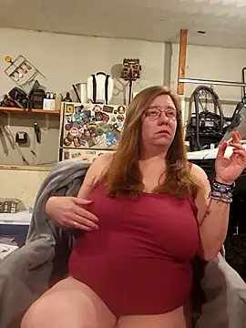 Snapshot of MsShelby40 chatting on January 2026 11:21:01 PM MsShelby40 online show from January 2026 11:21:01 PM