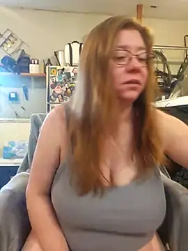 MsShelby40 online show from April 2026 03:23:01 PM