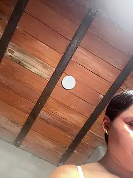 MollySanders    online show from July 2026 11:52:02 PM