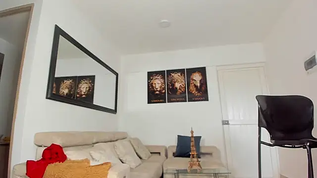 smit hot sr online show from March 2025 07:38:01 PM