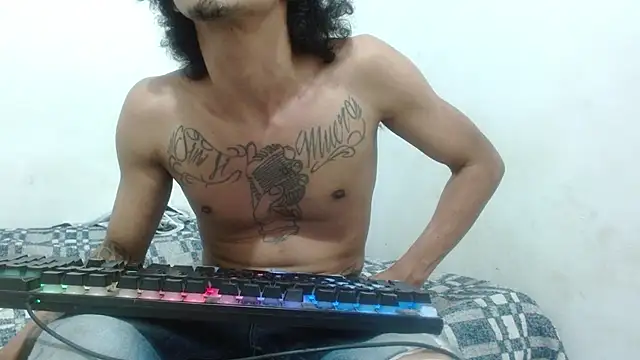 damian bottom bigcock online show from December 2024 12:05:01 AM