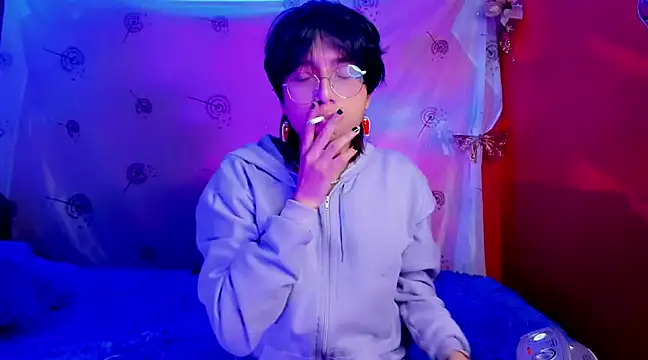 Snapshot of AnggelONfiree chatting on December 2024 04:53:01 AM AnggelONfiree online show from December 2024 04:53:01 AM