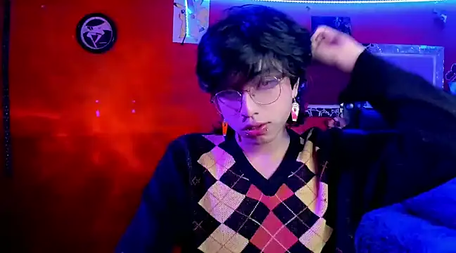 Snapshot of AnggelONfiree chatting on December 2024 07:10:01 AM AnggelONfiree online show from December 2024 07:10:01 AM