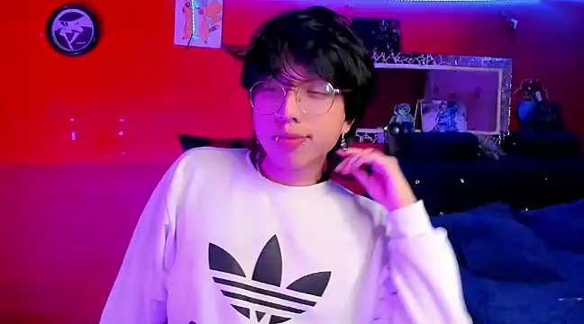 Snapshot of AnggelONfiree chatting on December 2024 01:50:01 AM AnggelONfiree online show from December 2024 01:50:01 AM