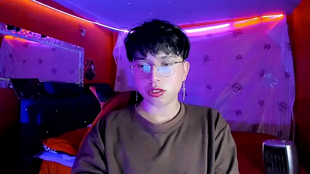 Snapshot of AnggelONfiree chatting on September 2025 05:31:01 AM AnggelONfiree online show from September 2025 05:31:01 AM