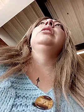 madelaine- online show from January 2026 07:05:02 PM