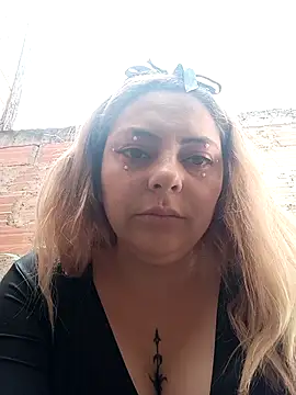 madelaine- online show from April 2026 06:16:02 PM