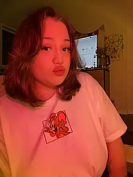 DaisyBooom online show from March 2025 07:06:02 PM