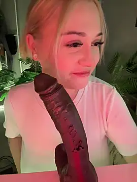 DaisyBooom online show from February 2026 07:51:01 PM