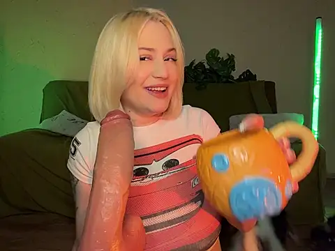 DaisyBooom online show from June 2026 06:54:02 PM