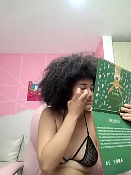 TwerkingAss online show from December 2024 04:31:02 AM