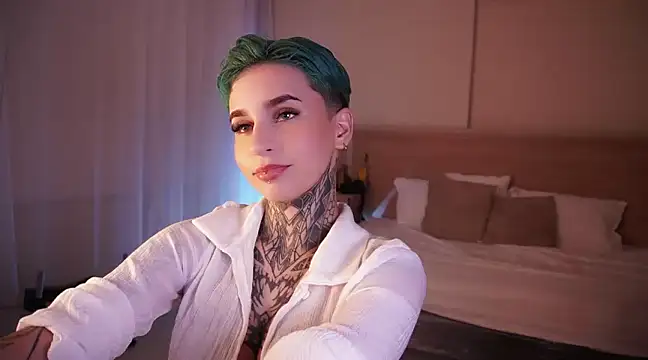 AliceShazaham  online show from December 2024 05:16:01 AM