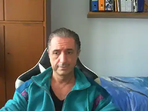 lliuk70mi online show from December 2024 01:59:02 PM