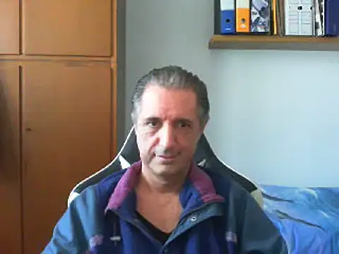 lliuk70mi online show from February 2025 01:27:02 PM