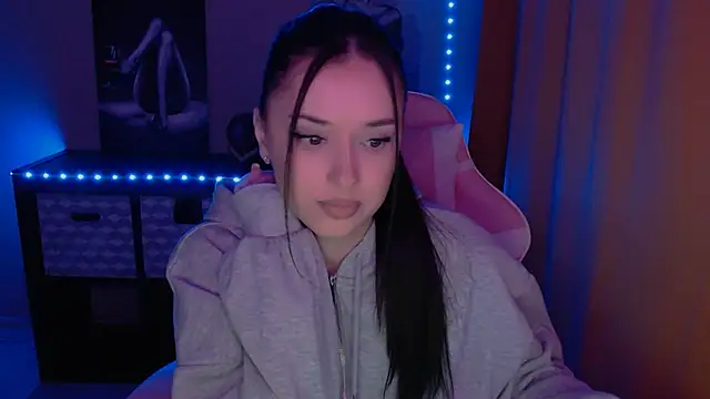 AlisaLink online show from February 2025 04:37:02 PM