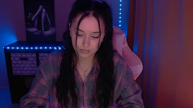 AlisaLink online show from March 2025 06:50:02 PM