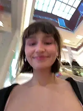 bigbabykiki online show from February 2025 01:30:01 PM