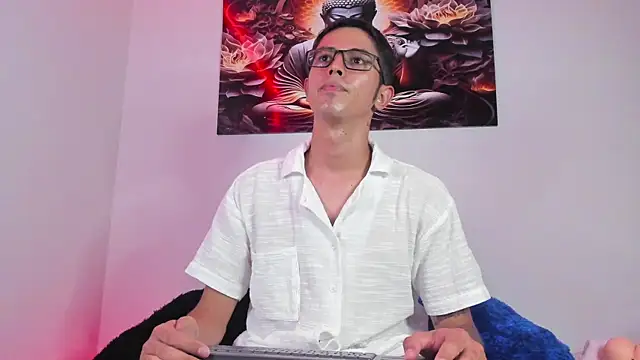 Snapshot of Ethan_Sai___ chatting on February 2025 08:04:02 PM Ethan Sai online show from February 2025 08:04:02 PM