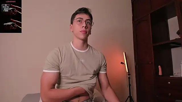 Snapshot of Alexx_oconnor chatting on January 2025 05:44:02 AM Alexx oconnor online show from January 2025 05:44:02 AM