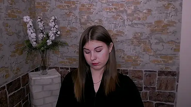 Sweet Doll Luna online show from December 2024 04:03:02 PM