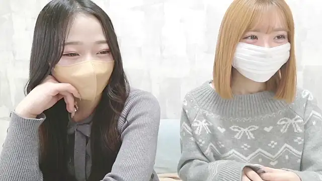 LOVE MOMO LOVE online show from February 2026 12:26:01 PM