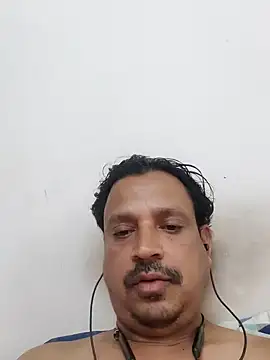 Snapshot of Raj1043 chatting on December 2024 10:49:02 AM Raj1043 online show from December 2024 10:49:02 AM