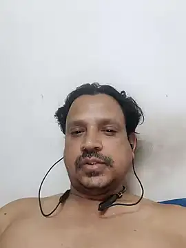 Snapshot of Raj1043 chatting on January 2025 11:27:02 PM Raj1043 online show from January 2025 11:27:02 PM