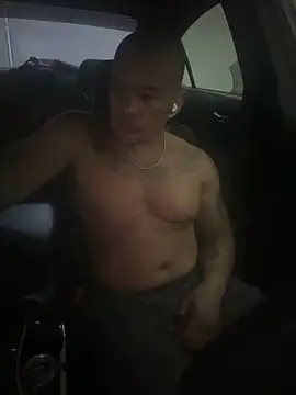 Snapshot of EatMyCake831 chatting on October 2025 02:39:02 PM EatMyCake831 online show from October 2025 02:39:02 PM