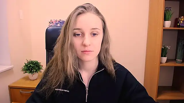 Snapshot of _Nicole_new chatting on January 2025 12:17:02 PM  Nicole new online show from January 2025 12:17:02 PM