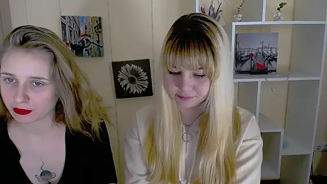 Snapshot of _Nicole_new chatting on March 2025 05:18:01 PM  Nicole new online show from March 2025 05:18:01 PM