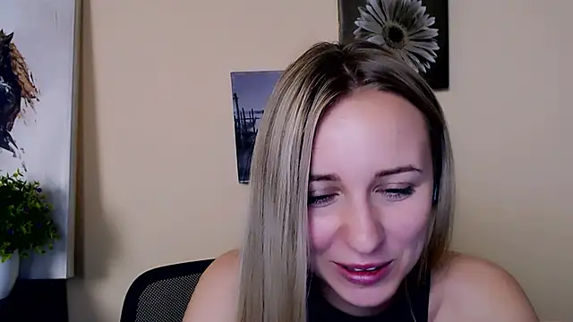Snapshot of _Nicole_new chatting on June 2026 09:12:02 AM Nicole new online show from June 2026 09:12:02 AM