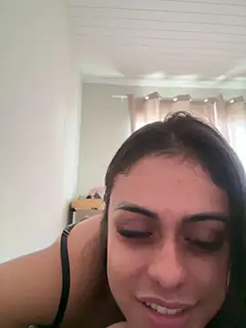 amorinha99 online show from April 2026 12:54:01 PM