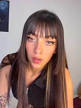 Snapshot of MiaGoth_ chatting on June 2026 09:51:01 PM MiaGoth online show from June 2026 09:51:01 PM