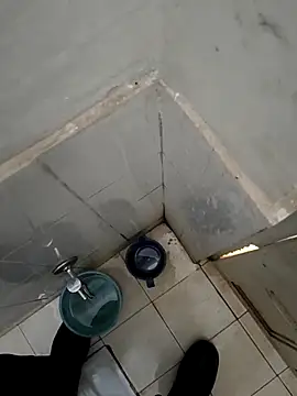 yourboy2000   online show from September 2025 07:46:01 AM