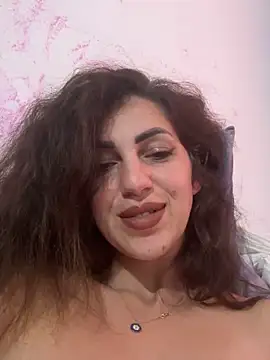 EmaSkyes online show from October 2025 06:42:02 AM