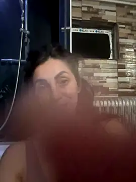 EmaSkyes online show from October 2025 07:29:02 PM