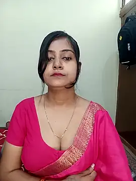 Snapshot of Miss-Riyasingh chatting on April 2026 04:15:01 AM Miss-Riyasingh online show from April 2026 04:15:01 AM