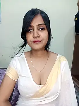 Snapshot of Miss-Riyasingh chatting on May 2026 05:19:01 PM Miss-Riyasingh online show from May 2026 05:19:01 PM