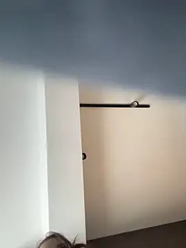 Snapshot of BelleSkye chatting on March 2025 01:37:02 PM BelleSkye online show from March 2025 01:37:02 PM