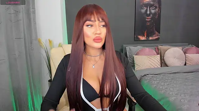 Snapshot of Sonia__Rey chatting on January 2025 08:54:01 PM Sonia  Rey online show from January 2025 08:54:01 PM