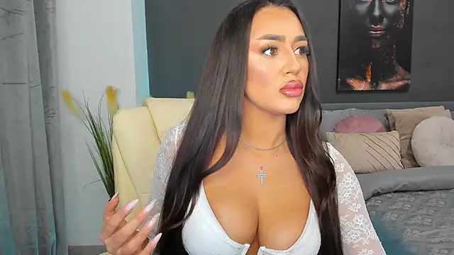 Snapshot of Sonia__Rey chatting on February 2025 05:37:01 PM Sonia  Rey online show from February 2025 05:37:01 PM