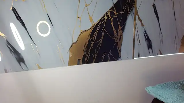 hinataleecs online show from September 2025 07:47:01 PM